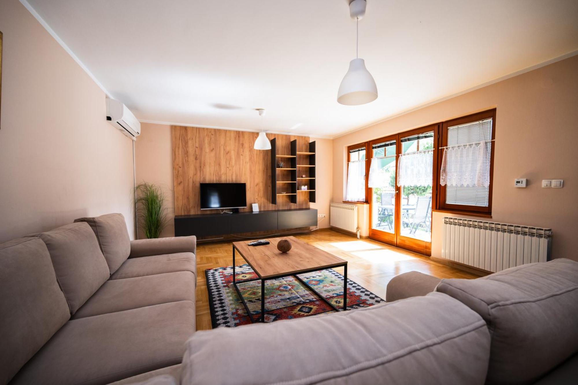 Spacious & Modern Apartments- Old Town SJJ Esterno foto
